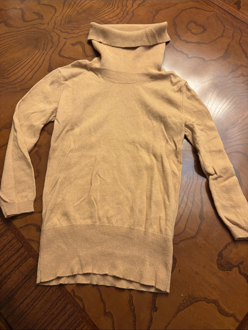 BCBGMaxAzria Cashmere Camel Turtleneck Fitted Sweater XS